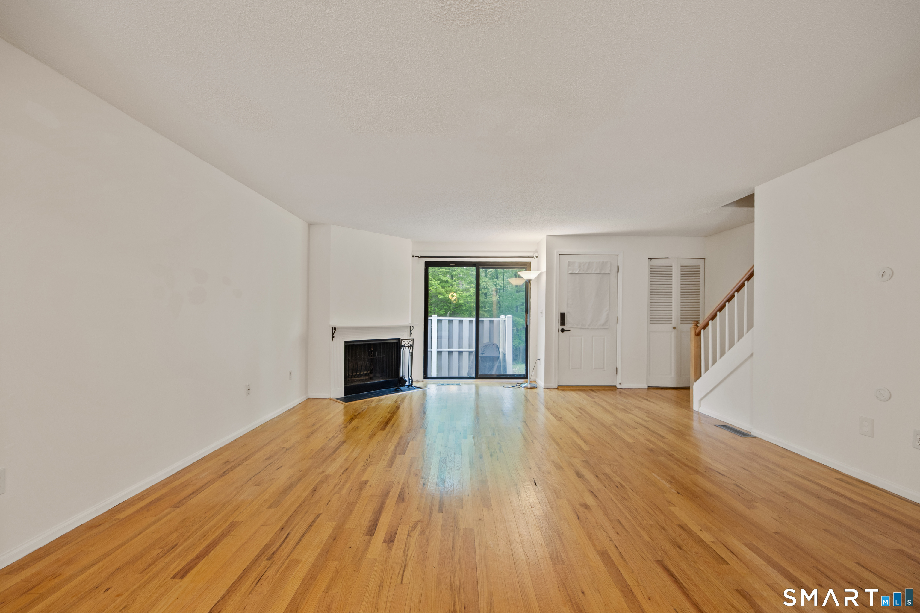 10 Ives Hill Court Cheshire CT 06410