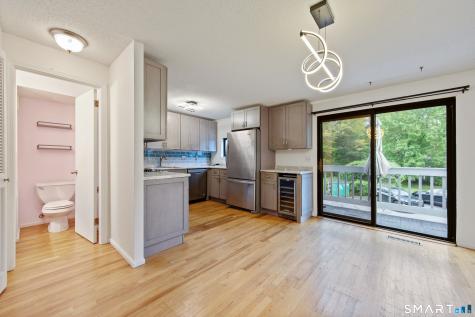 10 Ives Hill Court Cheshire CT 06410