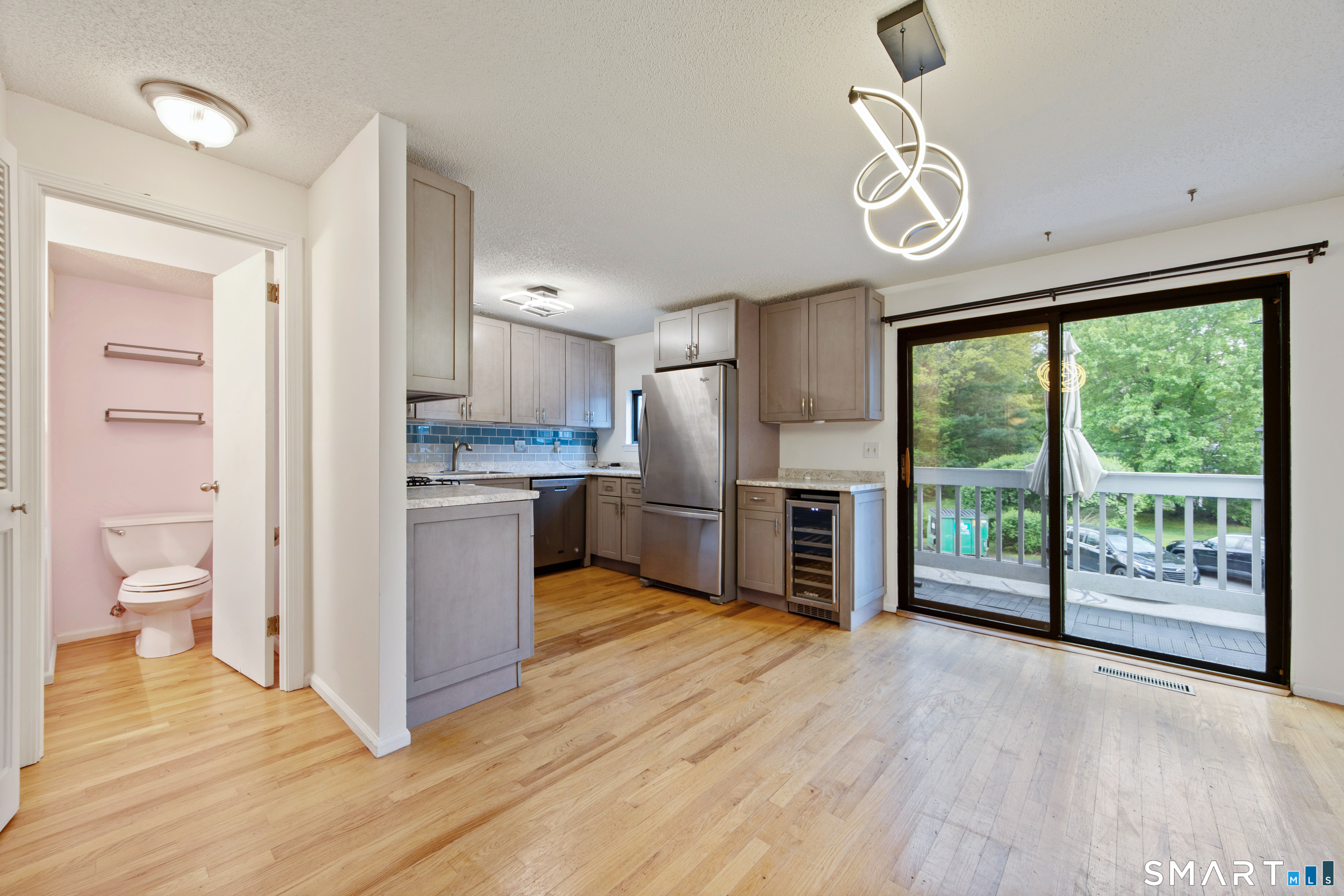 10 Ives Hill Court Cheshire CT 06410