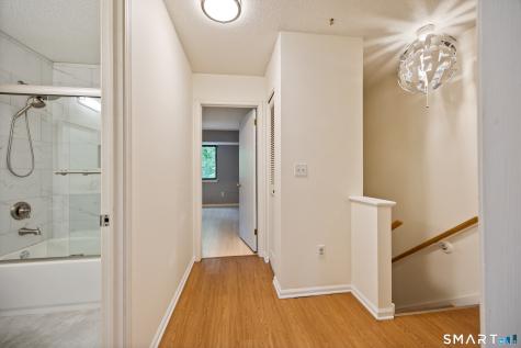10 Ives Hill Court Cheshire CT 06410