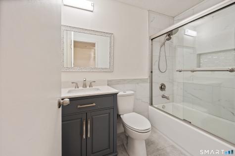10 Ives Hill Court Cheshire CT 06410