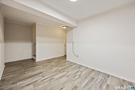 10 Ives Hill Court Cheshire CT 06410