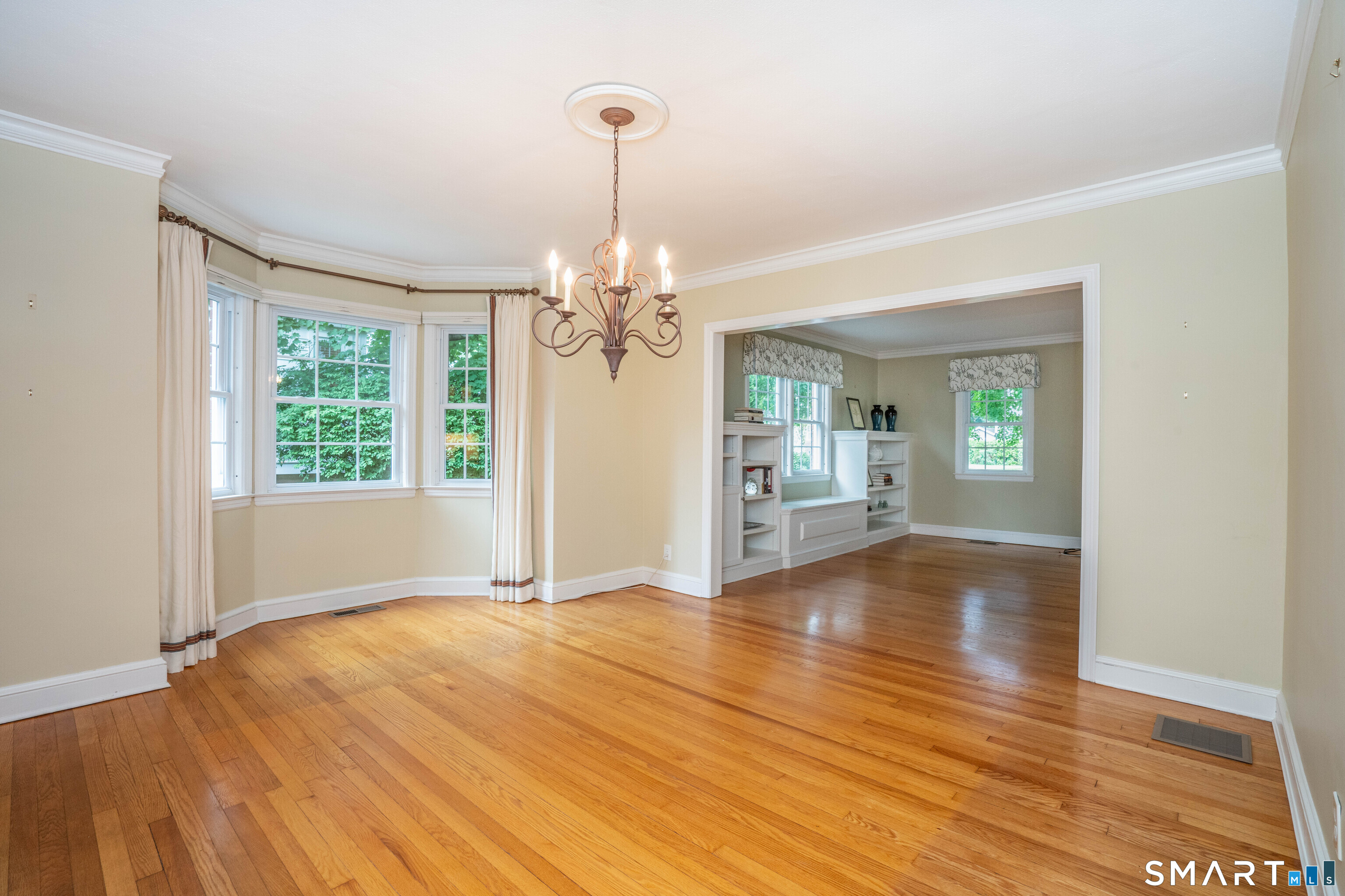 1040 Farmington Avenue West Hartford CT 06107