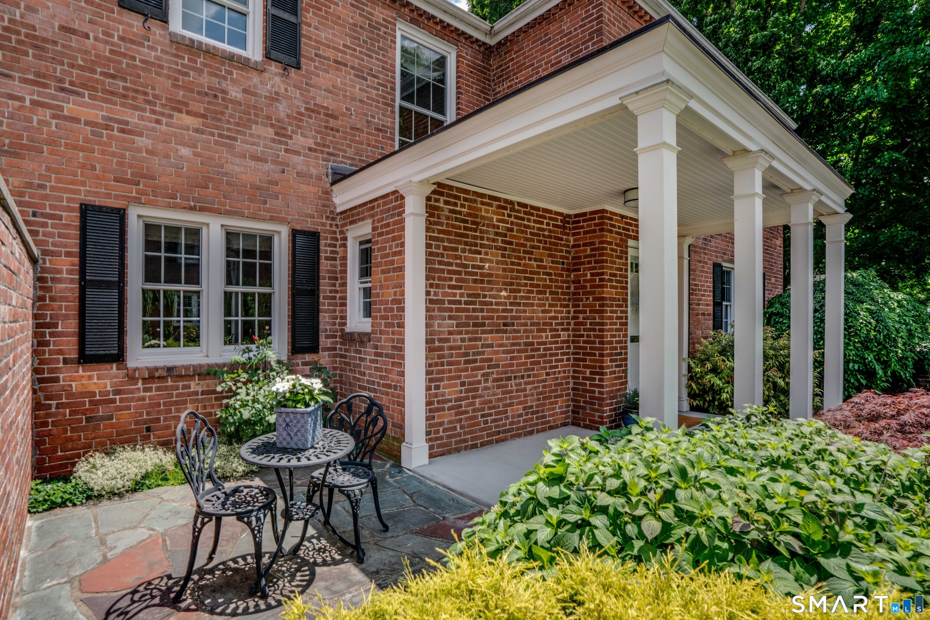 1040 Farmington Avenue West Hartford CT 06107