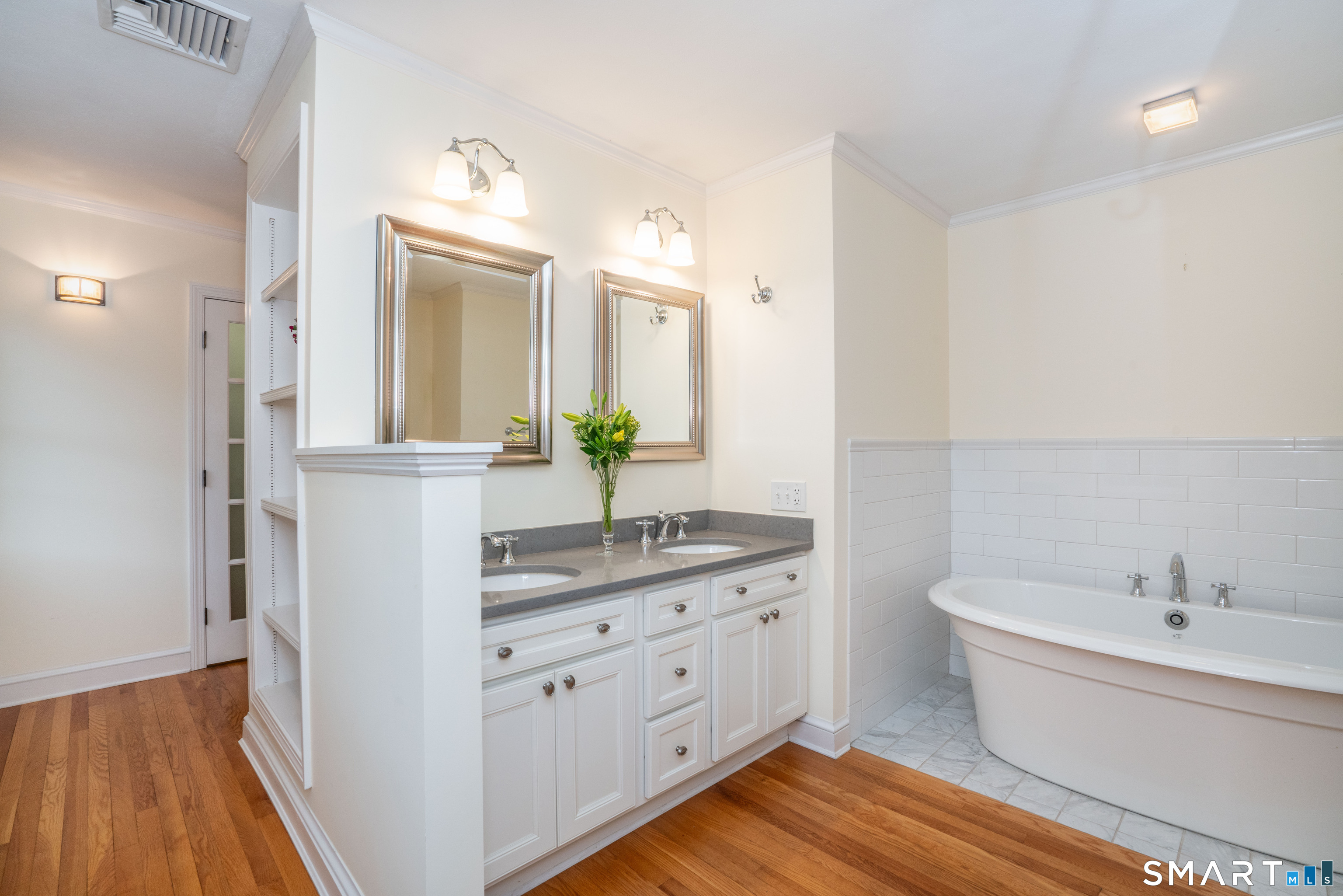 1040 Farmington Avenue West Hartford CT 06107