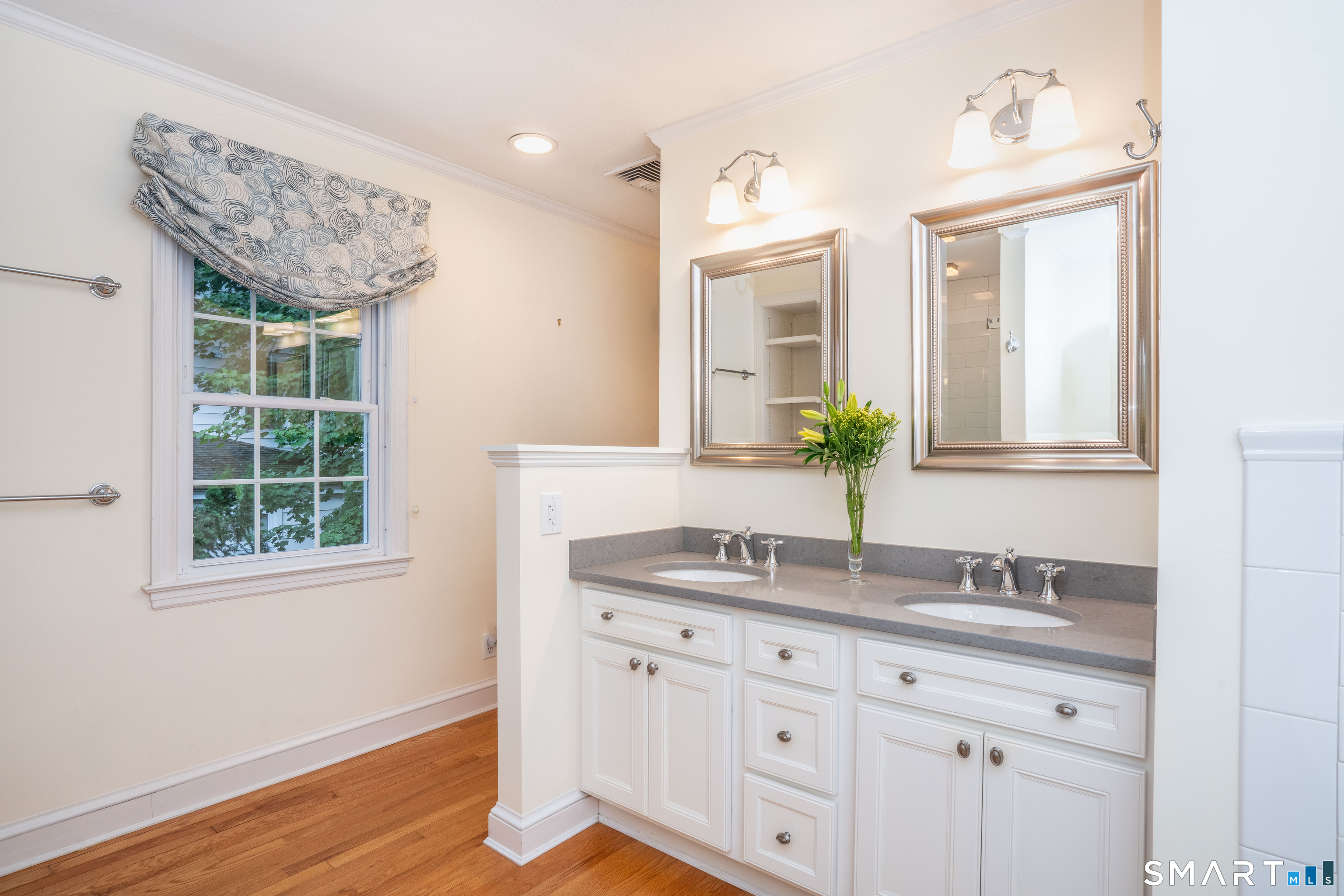 1040 Farmington Avenue West Hartford CT 06107