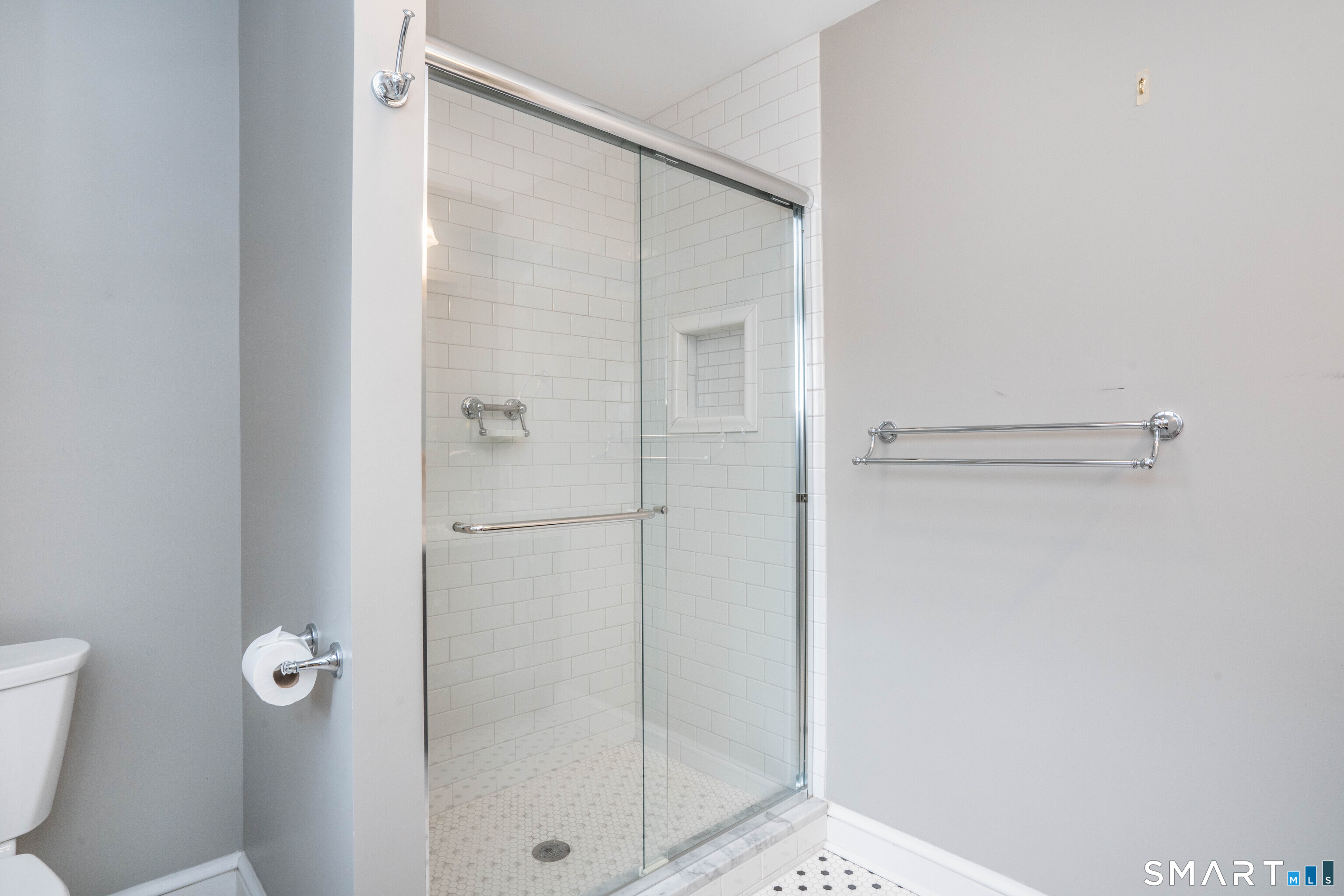 1040 Farmington Avenue West Hartford CT 06107