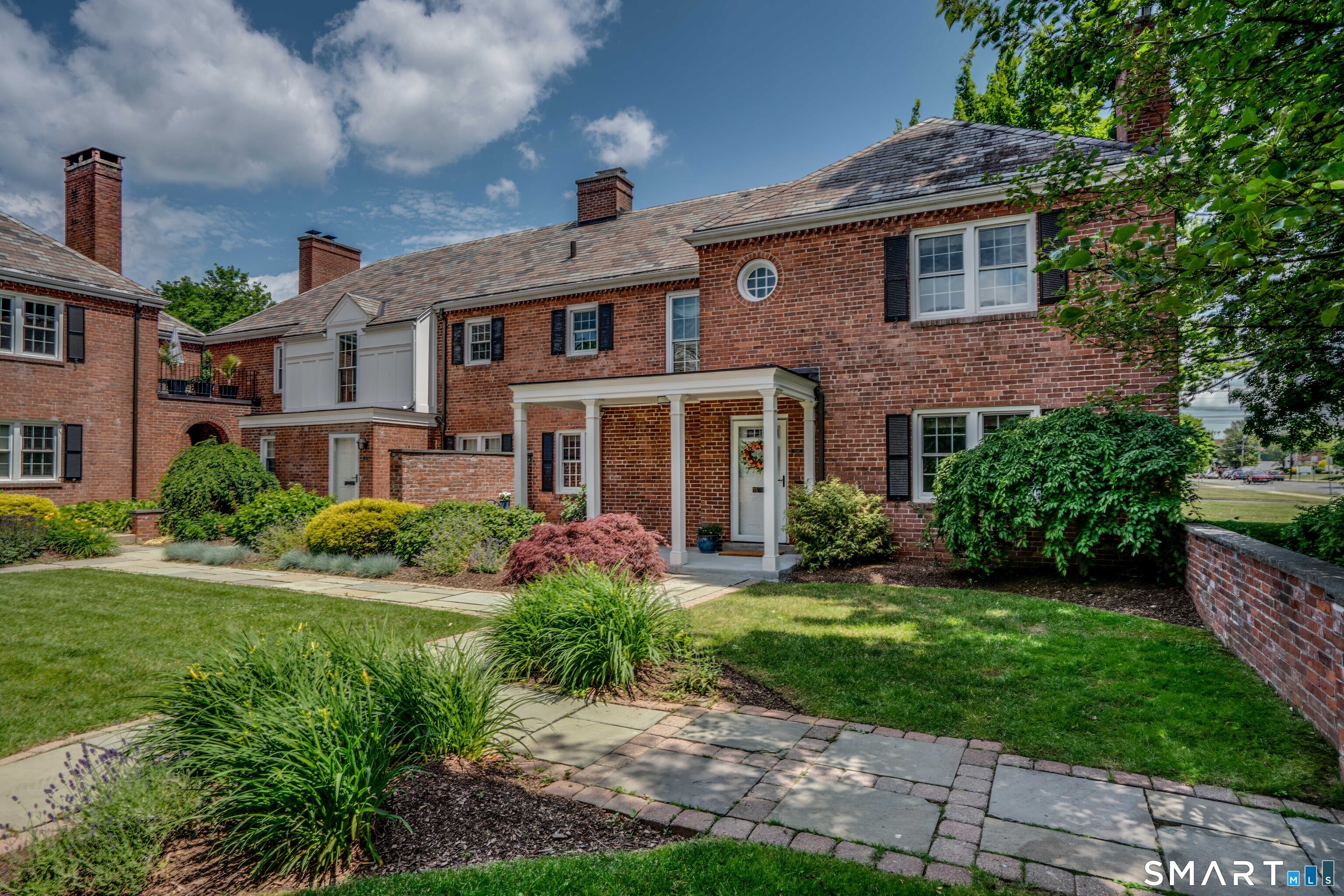 1040 Farmington Avenue West Hartford CT 06107