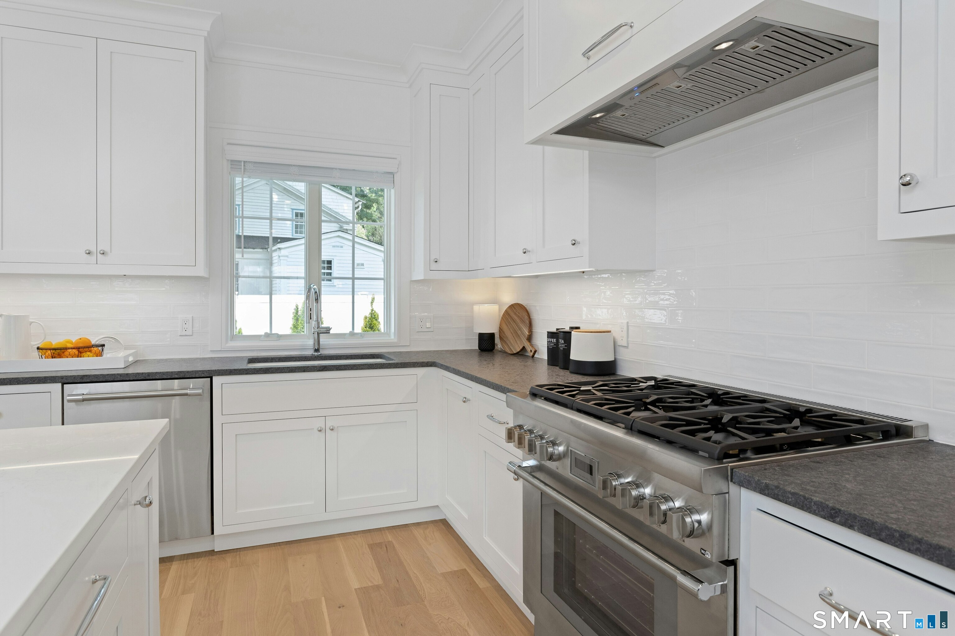 16 Old Stamford Road New Canaan CT 06840