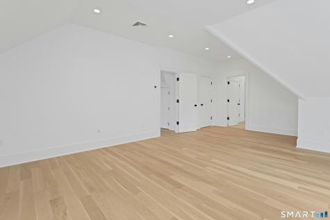 16 Old Stamford Road New Canaan CT 06840