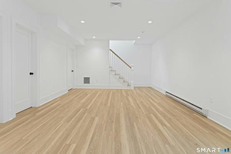 16 Old Stamford Road New Canaan CT 06840