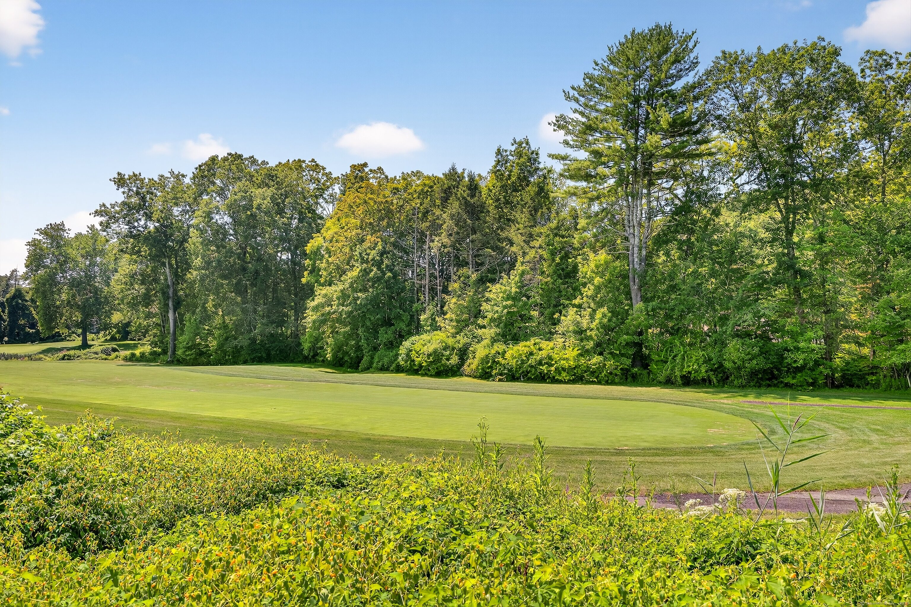 401 Heritage Village Southbury CT 06488