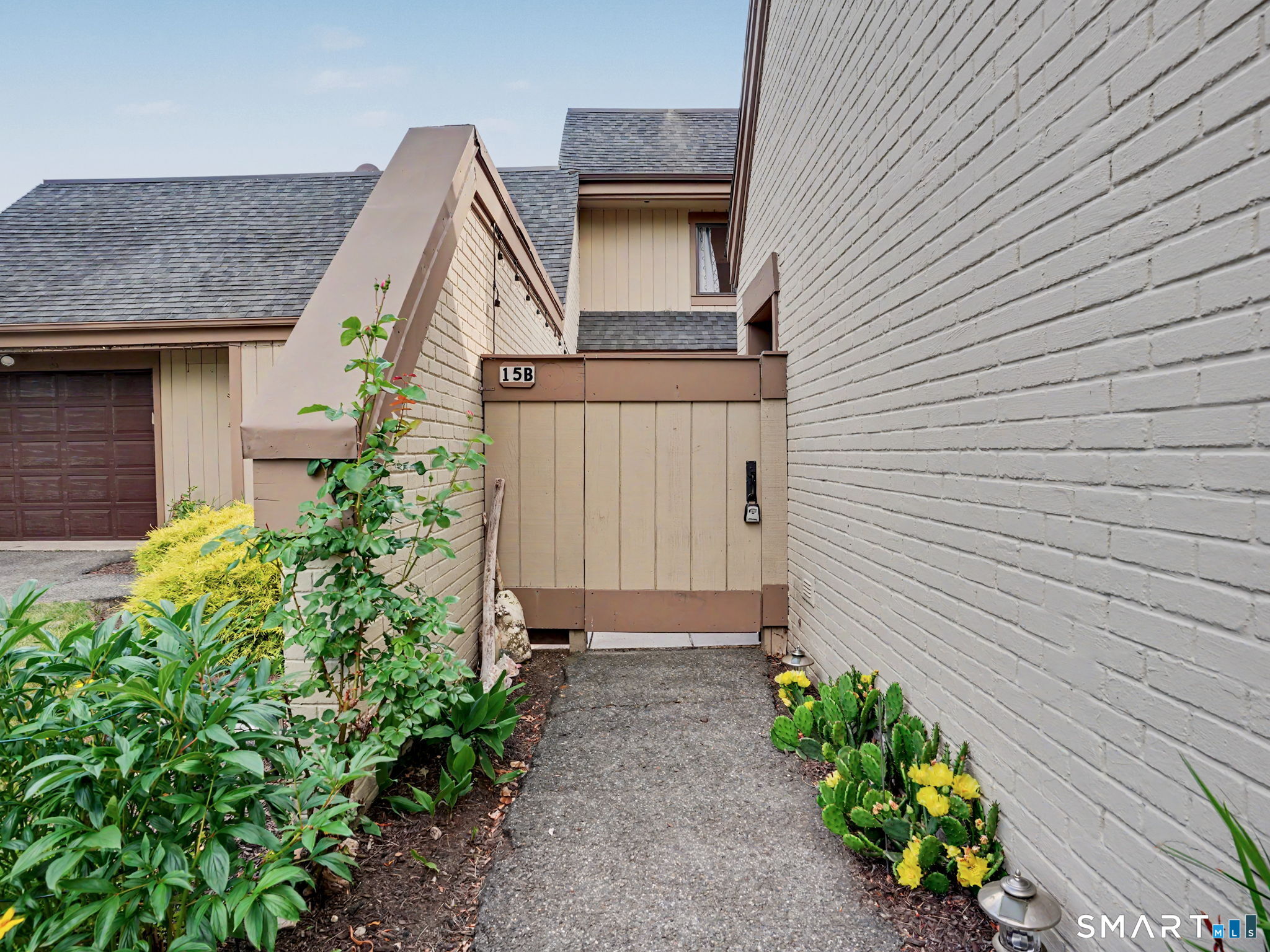 85 Viscount Drive Milford CT 06460
