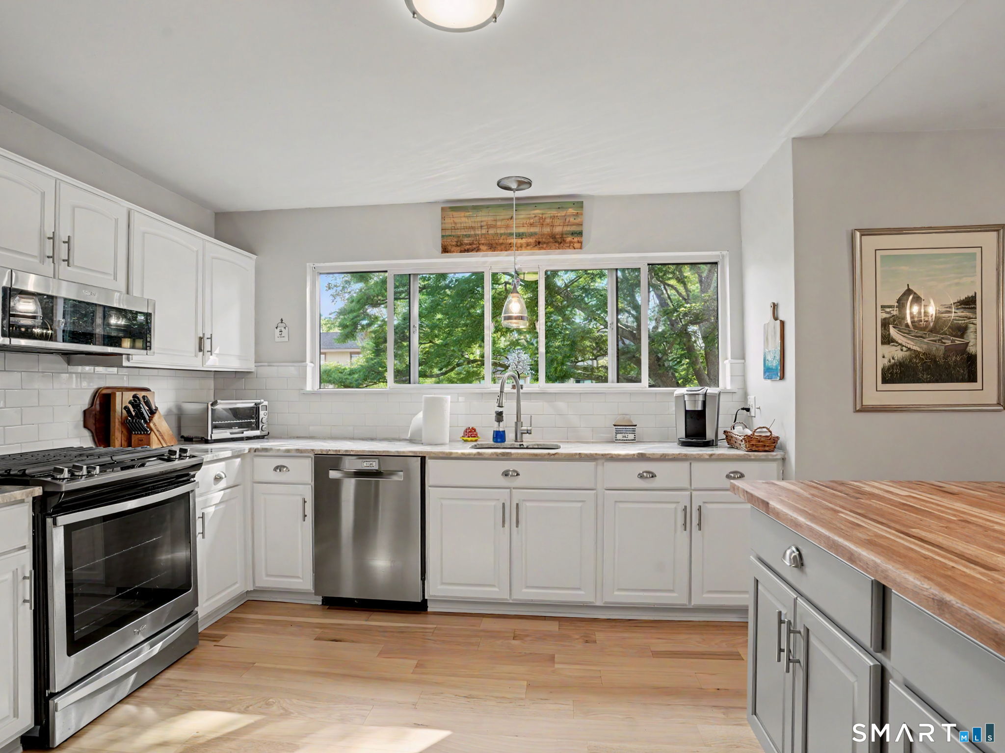 85 Viscount Drive Milford CT 06460