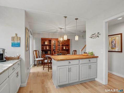 85 Viscount Drive Milford CT 06460