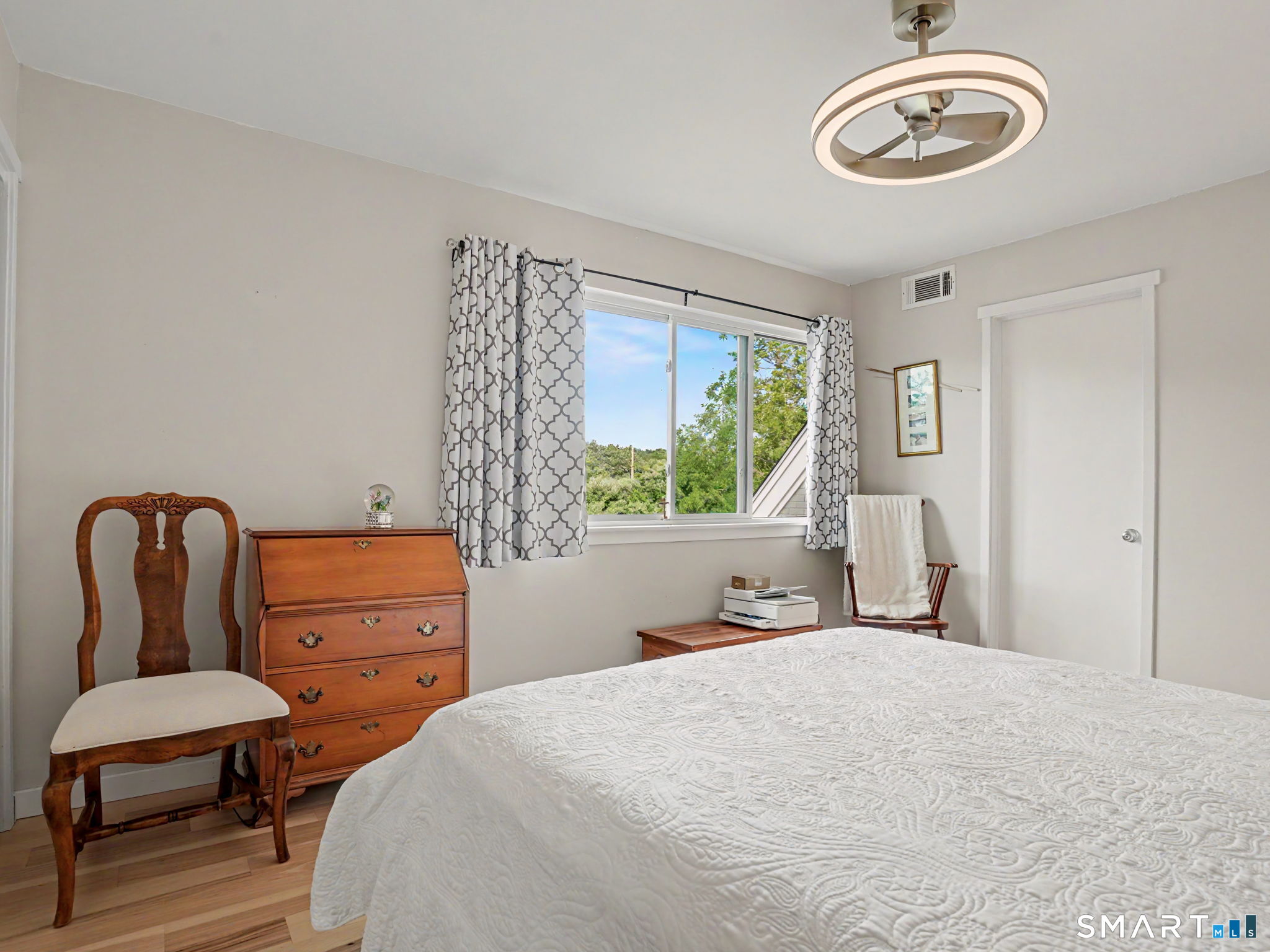 85 Viscount Drive Milford CT 06460
