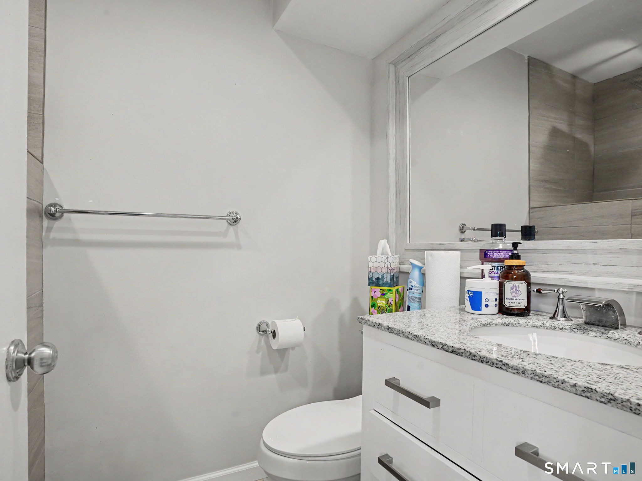 85 Viscount Drive Milford CT 06460