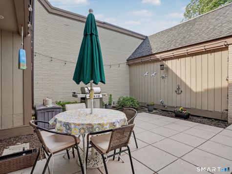 85 Viscount Drive Milford CT 06460