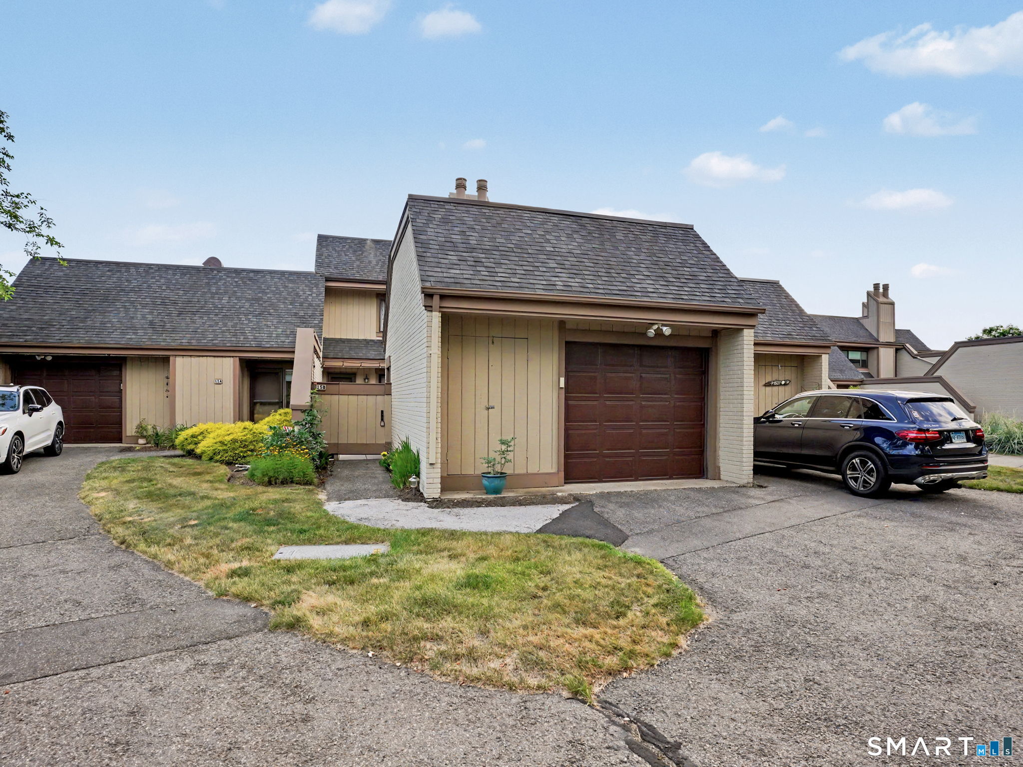 85 Viscount Drive Milford CT 06460