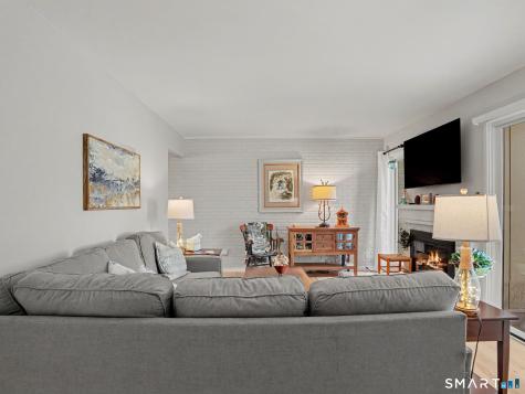 85 Viscount Drive Milford CT 06460