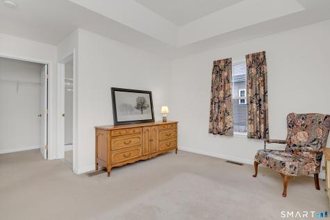 9 Pear Orchard Road Portland CT 06480