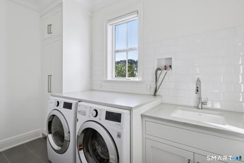 25 Woodland Drive Greenwich CT 06830