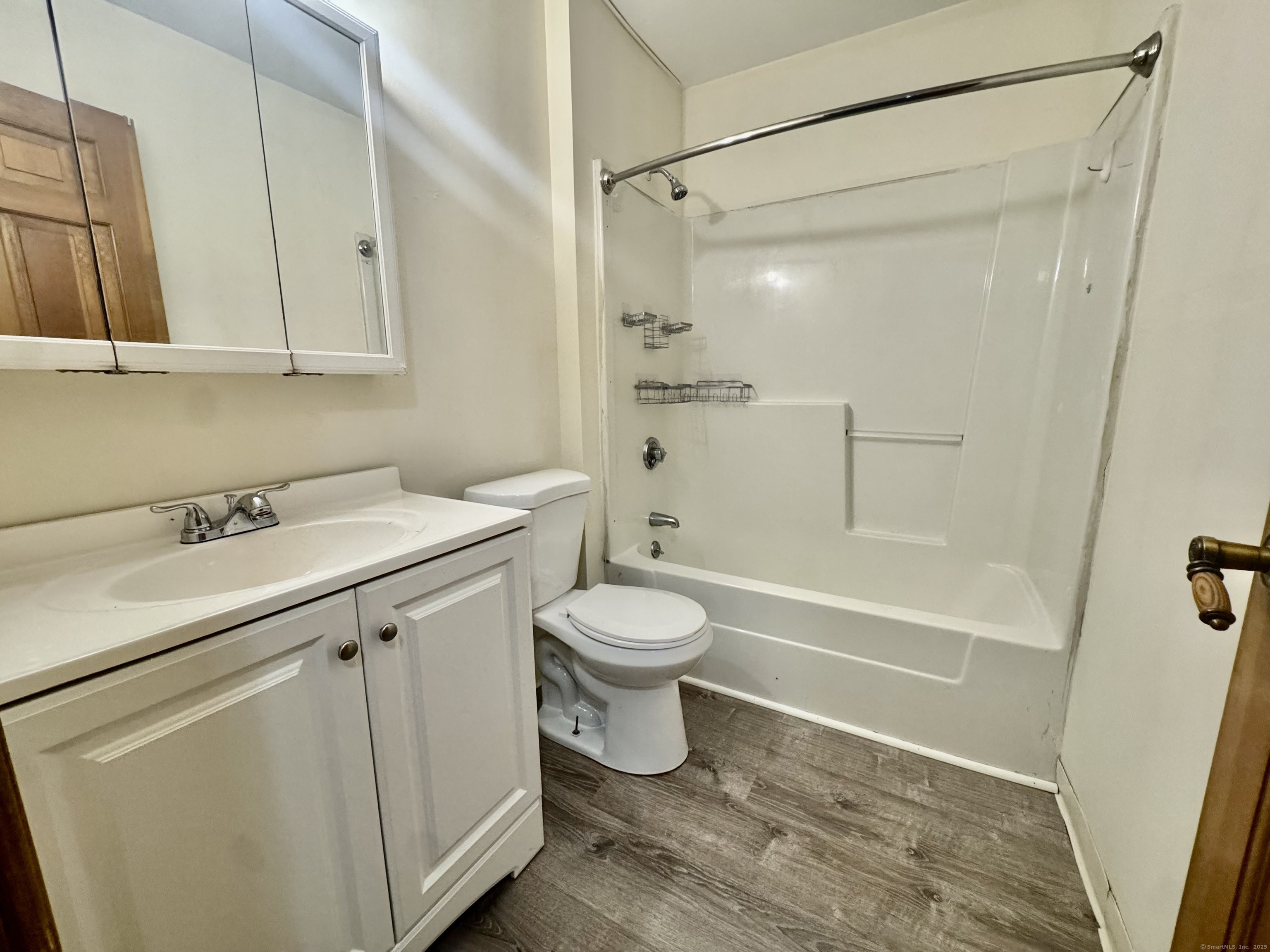 24 West Road Ellington CT 06029