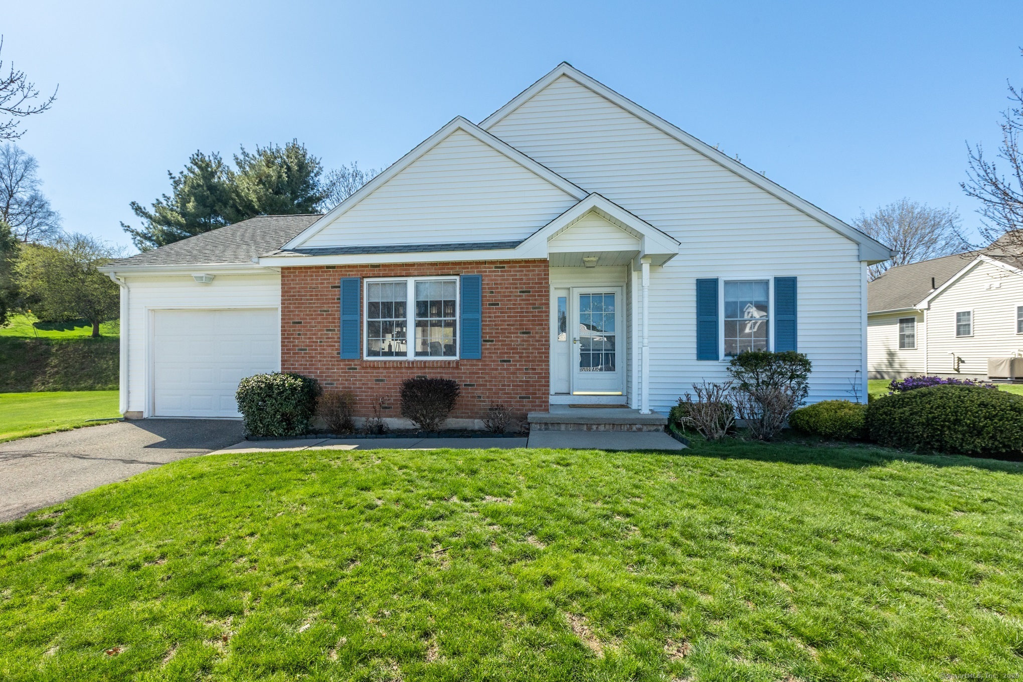 36 Quail Hollow Close Vernon CT 06066