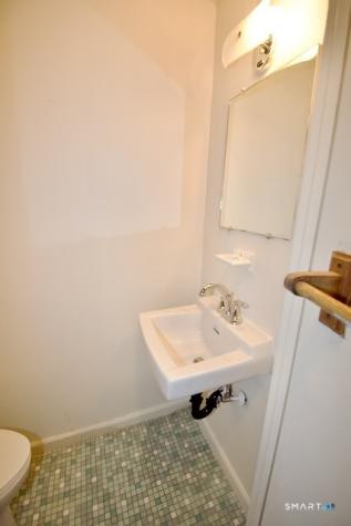 839 Blackstone Village Meriden CT 06450