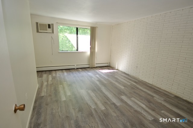 839 Blackstone Village Meriden CT 06450