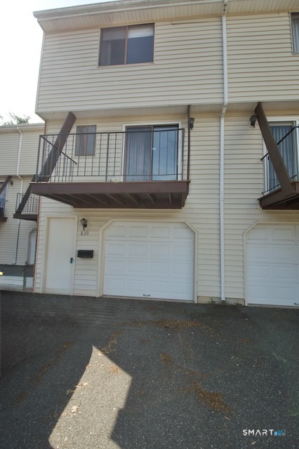 839 Blackstone Village Meriden CT 06450