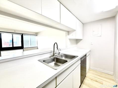 127 Greyrock Place Stamford CT 06901