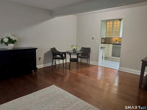 502 Oak Avenue Cheshire CT 06410