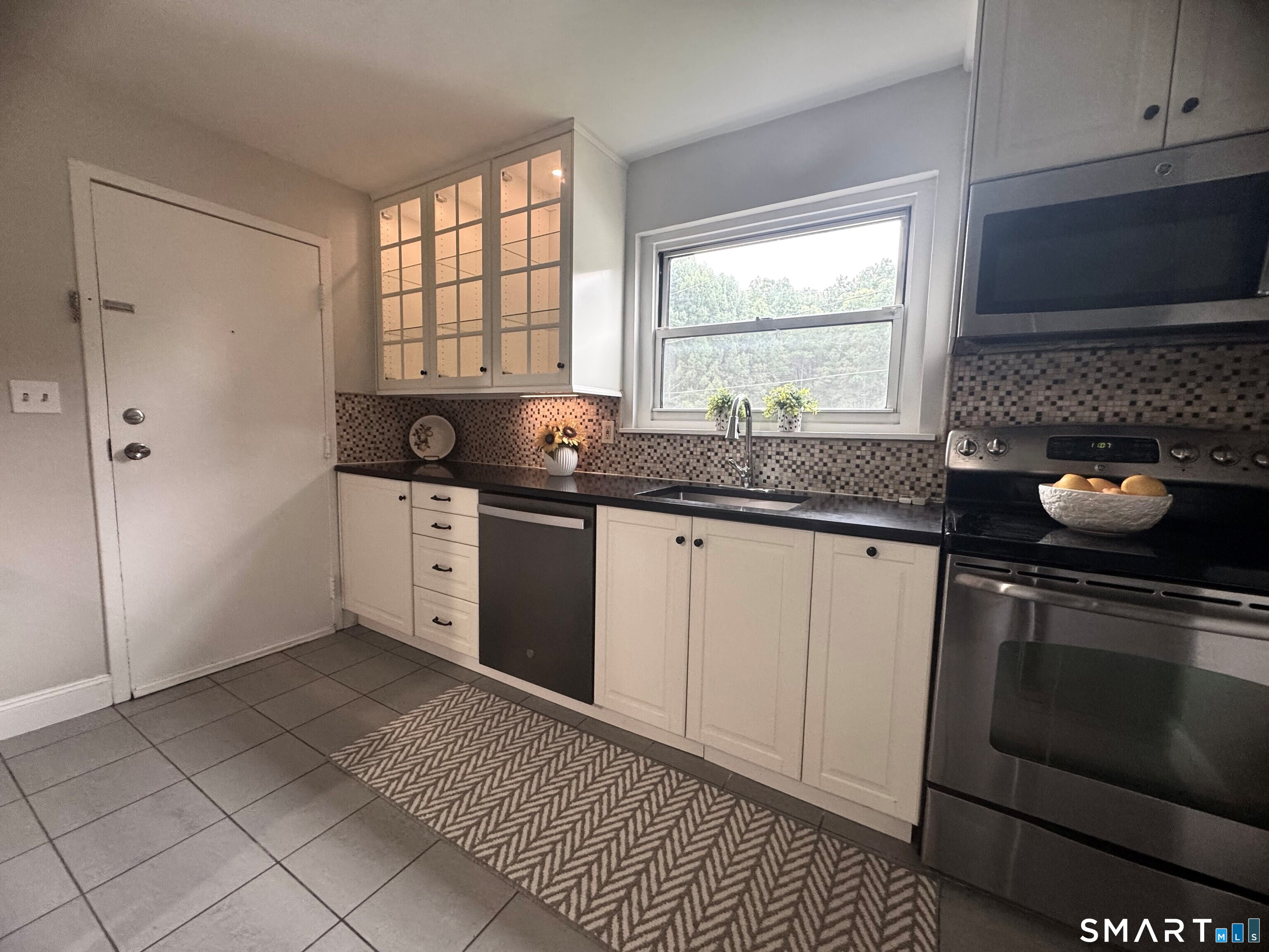 502 Oak Avenue Cheshire CT 06410