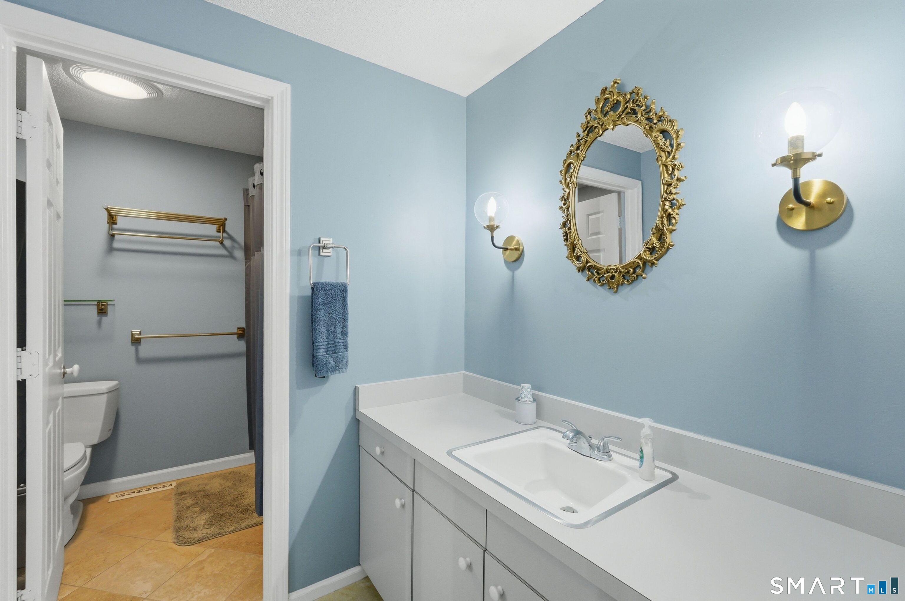 213 Metacomet Drive Meriden CT 06450