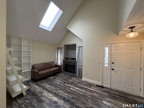 63 Eastbrook Heights Mansfield CT 06250