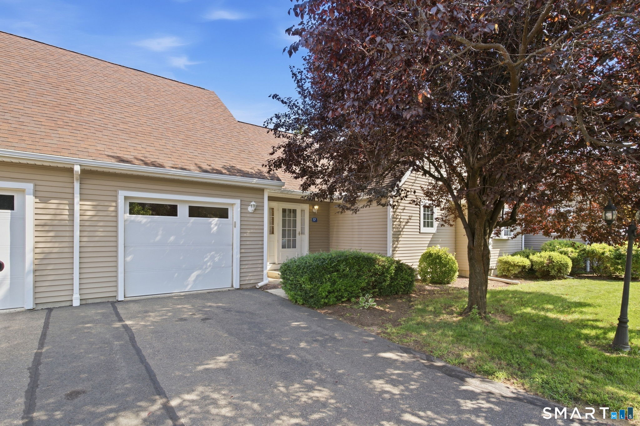 17 Vincent Court East Hartford CT 06108
