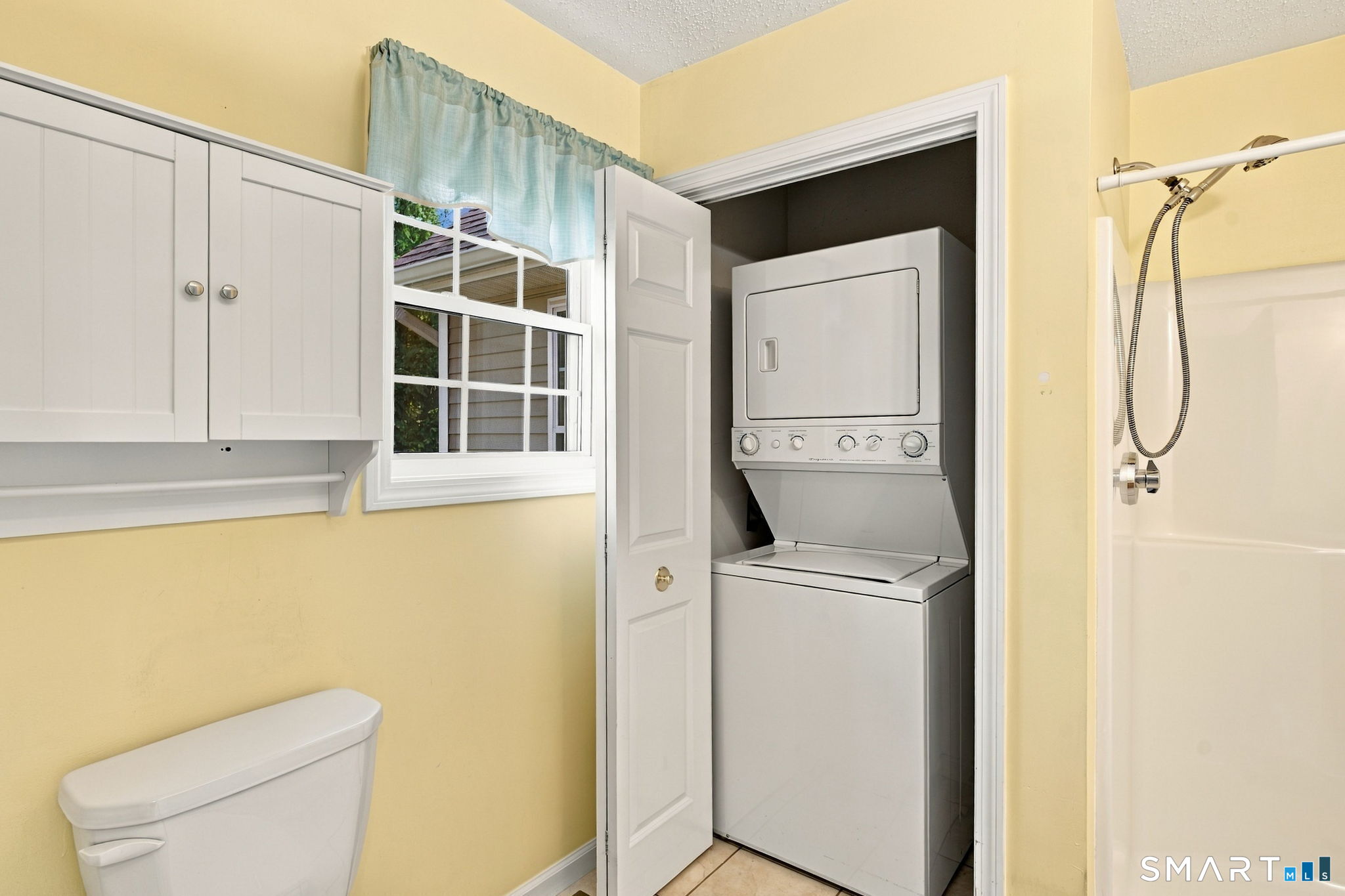 17 Vincent Court East Hartford CT 06108