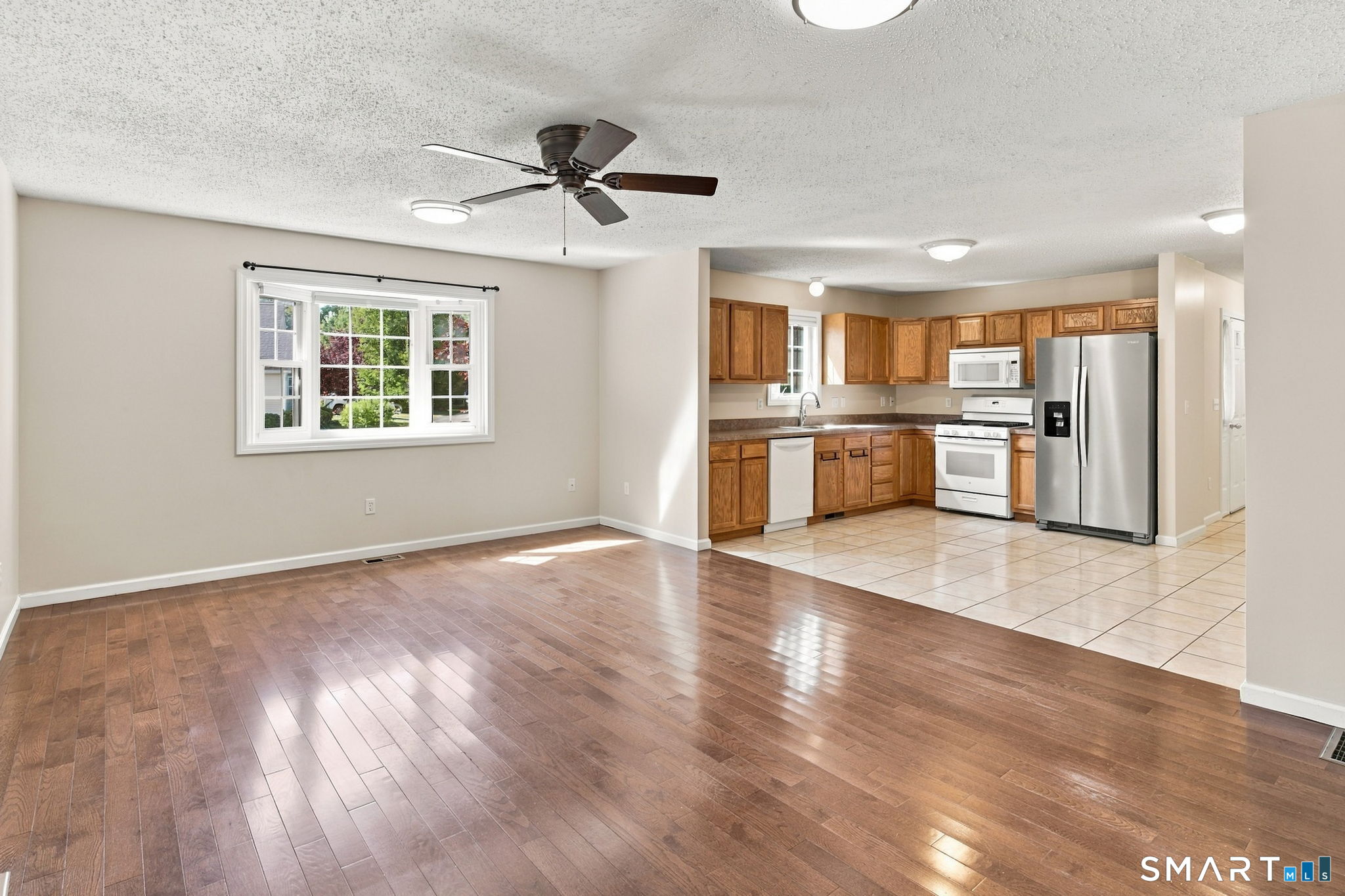 17 Vincent Court East Hartford CT 06108