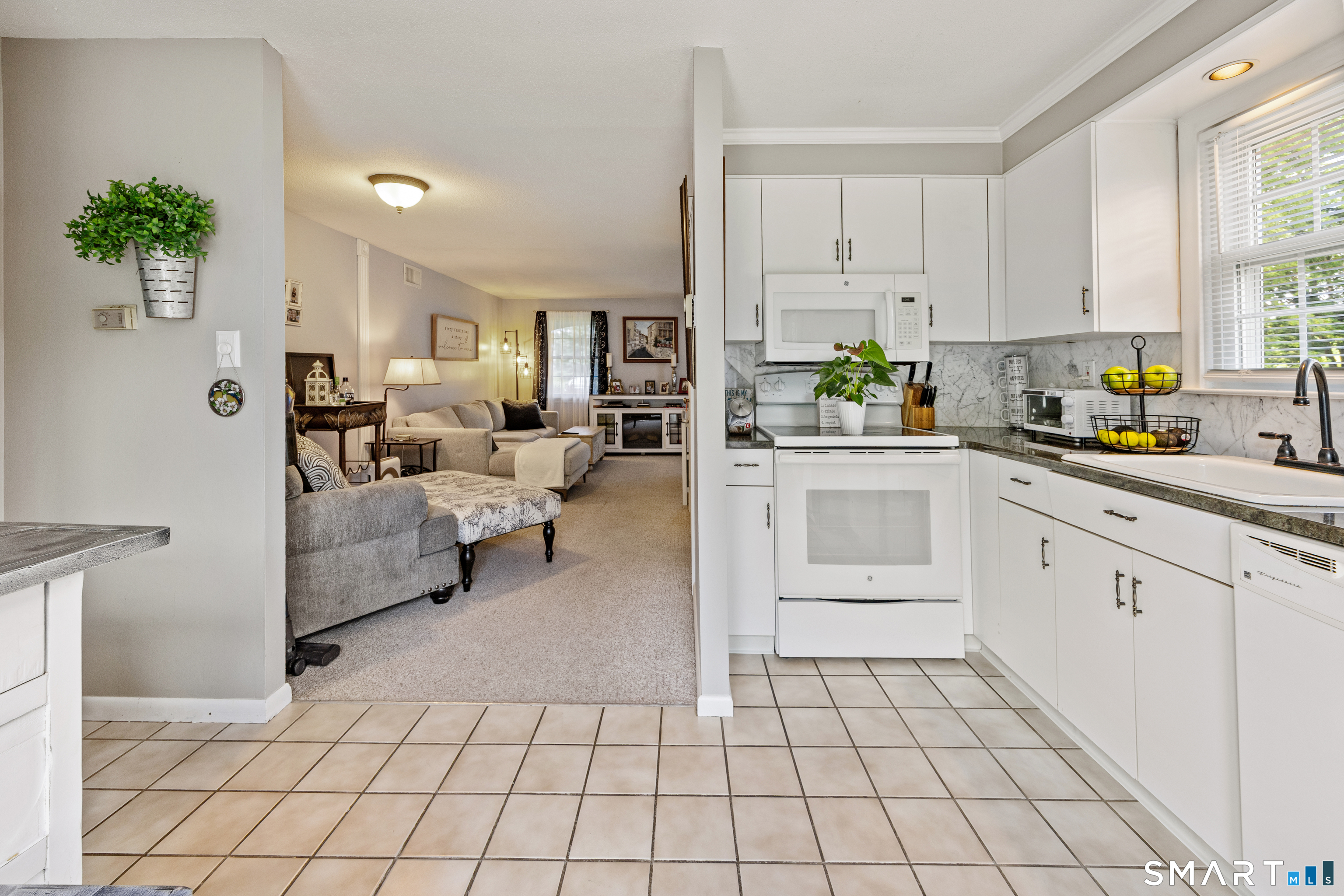 23 Seymour Road East Granby CT 06026