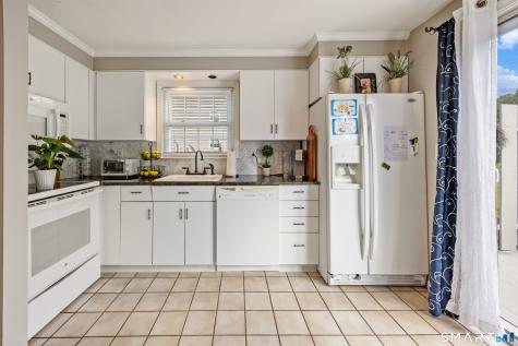 23 Seymour Road East Granby CT 06026