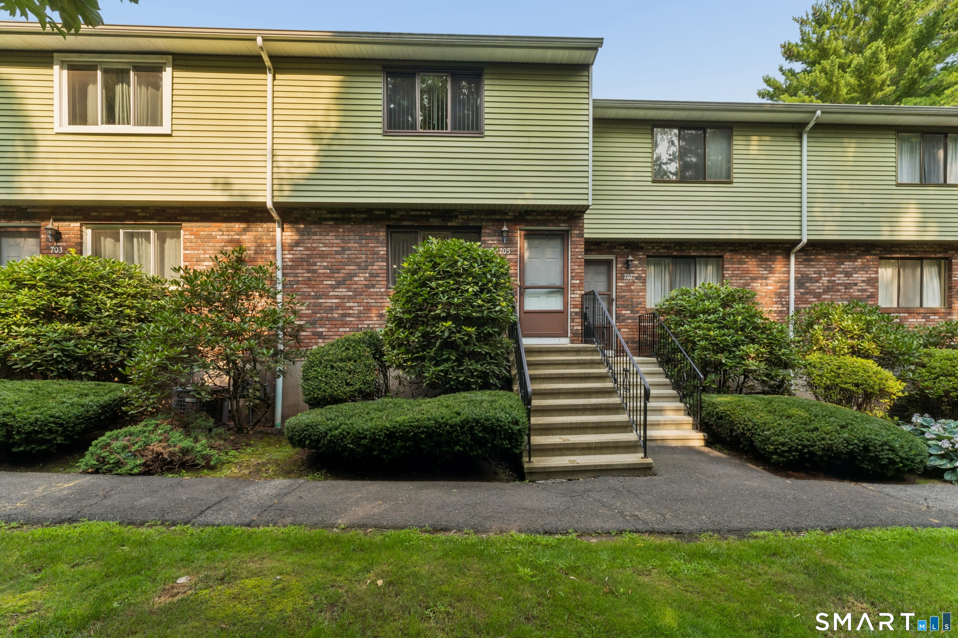 705 Churchill Drive Newington CT 06111