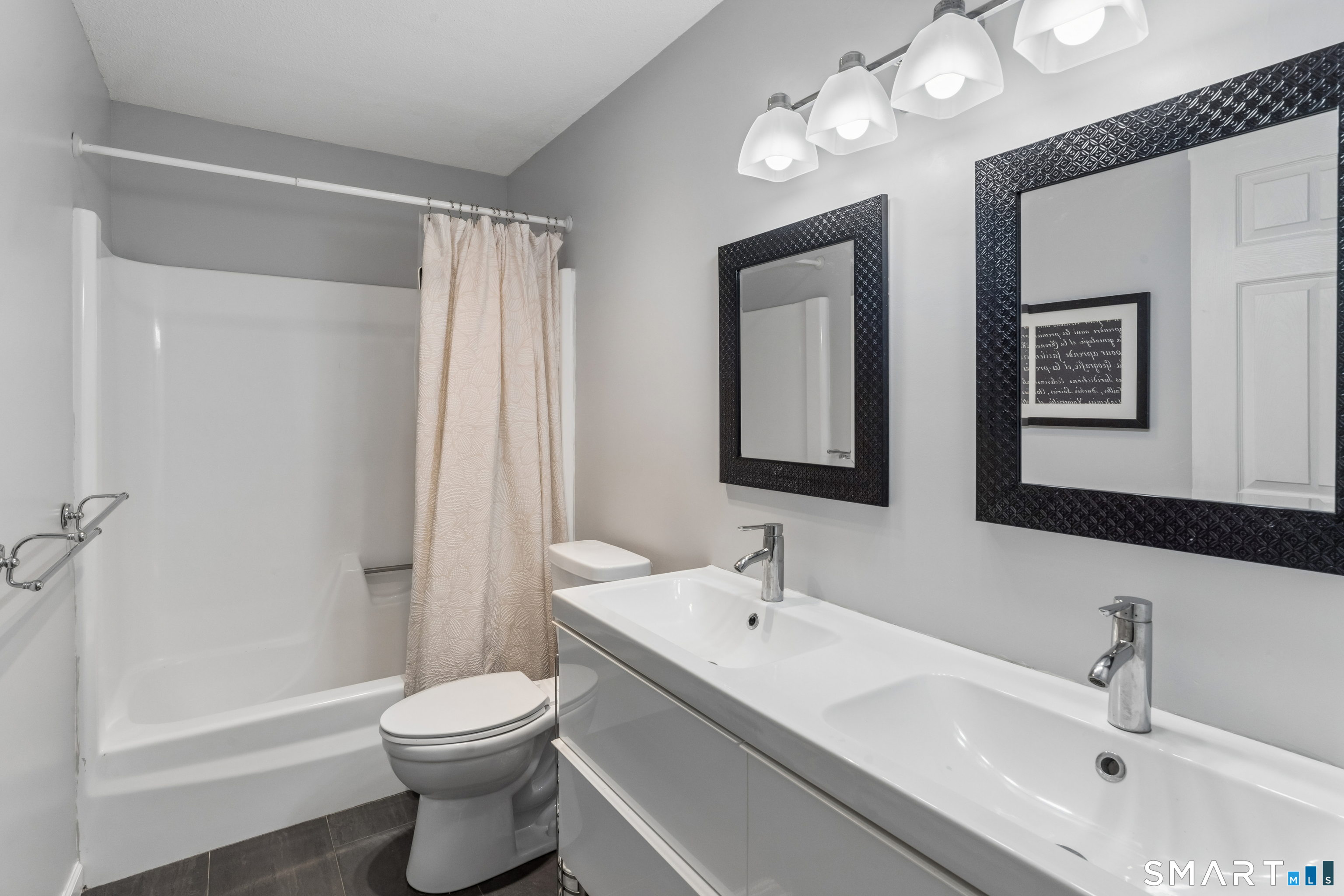 705 Churchill Drive Newington CT 06111