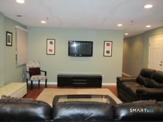 327 Judd Square Wallingford CT 06492