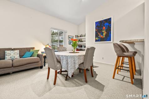 19 Cook Close Ridgefield CT 06877
