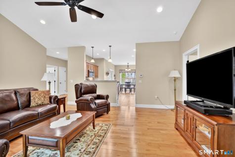 21 Tanglewood Drive Somers CT 06071