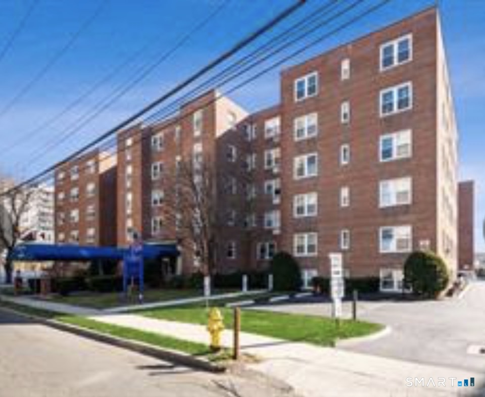 39 Glenbrook Road Stamford CT 06902