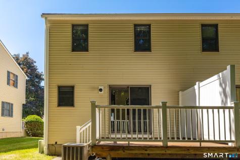 35 Brookside Village Enfield CT 06082