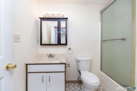 35 Brookside Village Enfield CT 06082