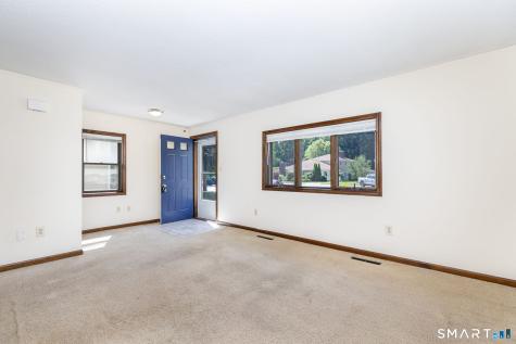 35 Brookside Village Enfield CT 06082